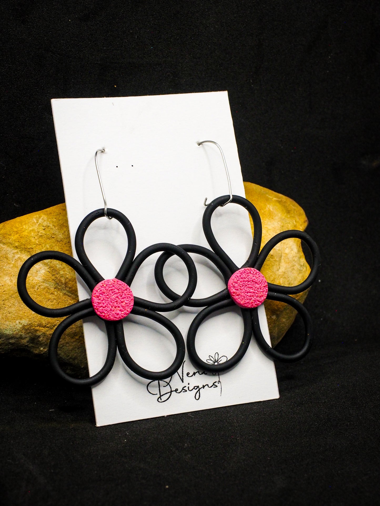 boho bloom 'black and pink'