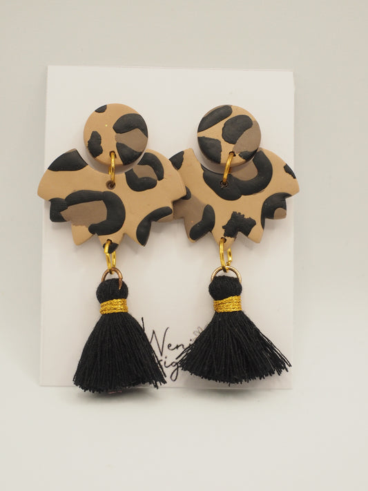 'turia' with tassels (leopard print and black)