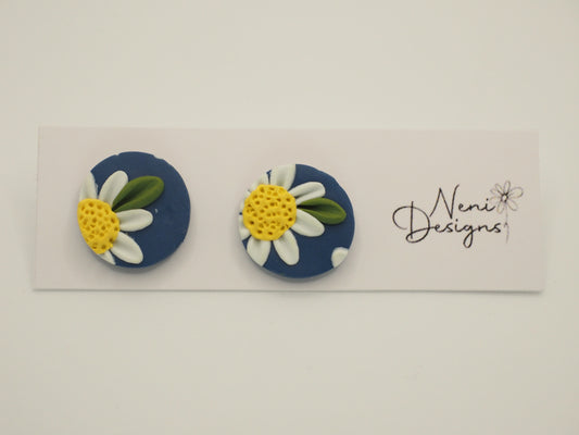 textured studs (daisies)