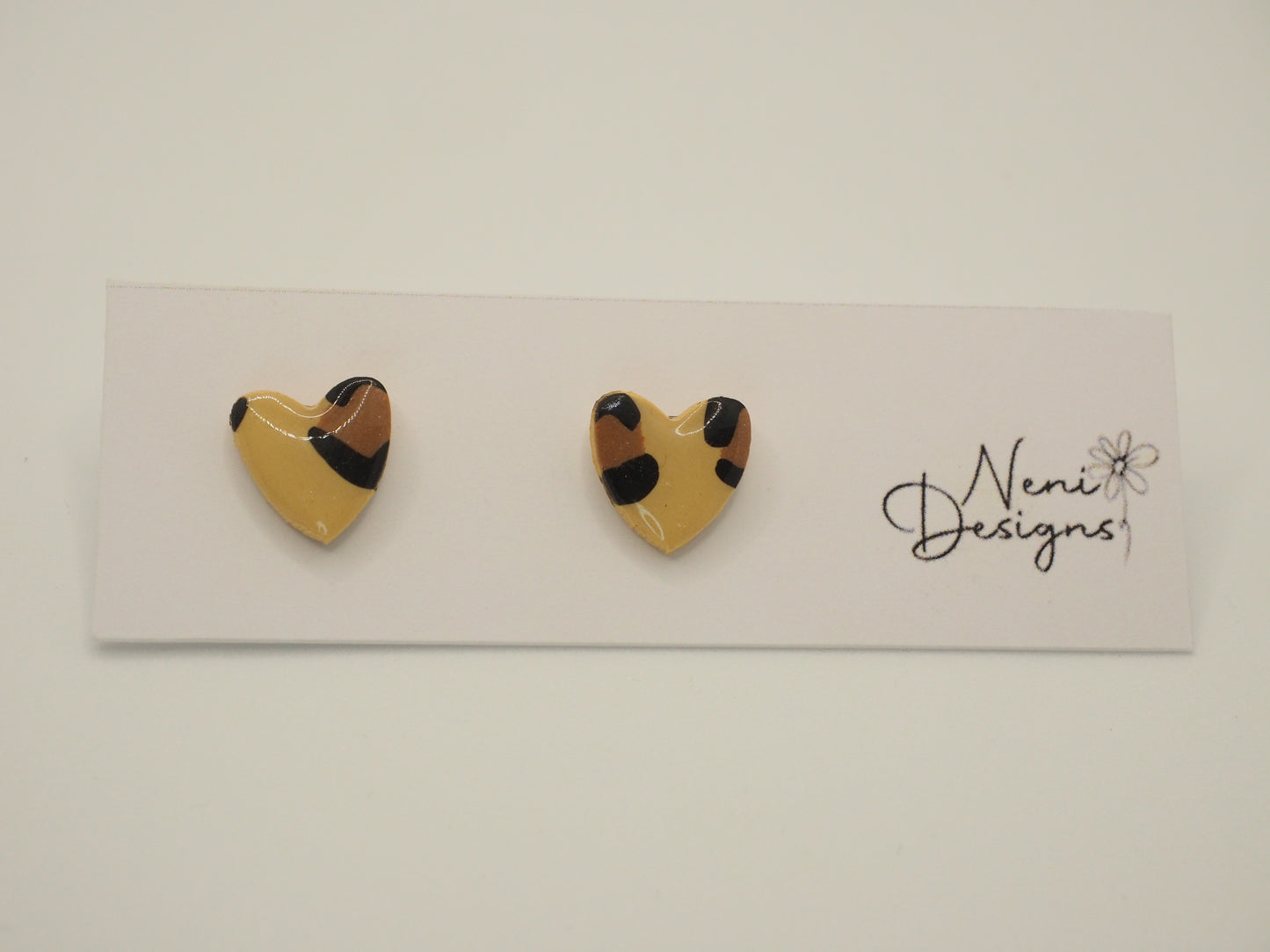 mini heart studs (leopard print)