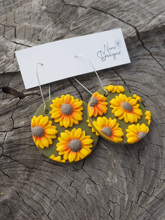 'evita' (green with sunflowers)