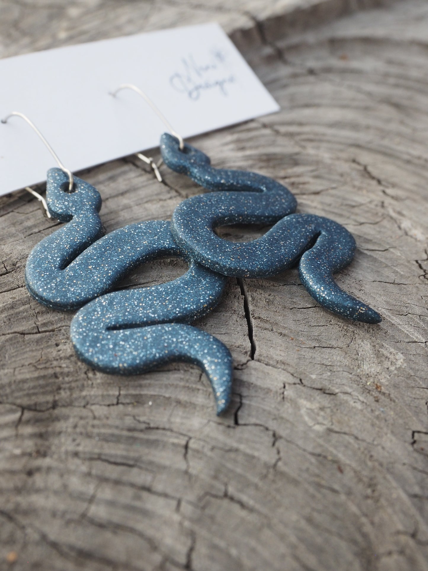 'medusa' (glittery navy)
