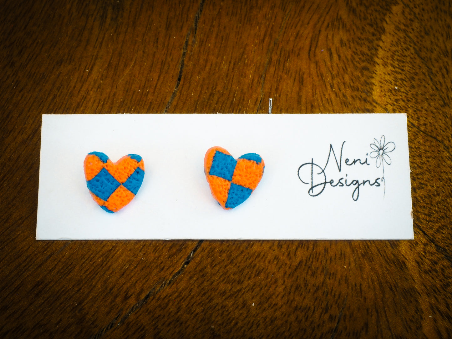 blue and orange checker heart small stud