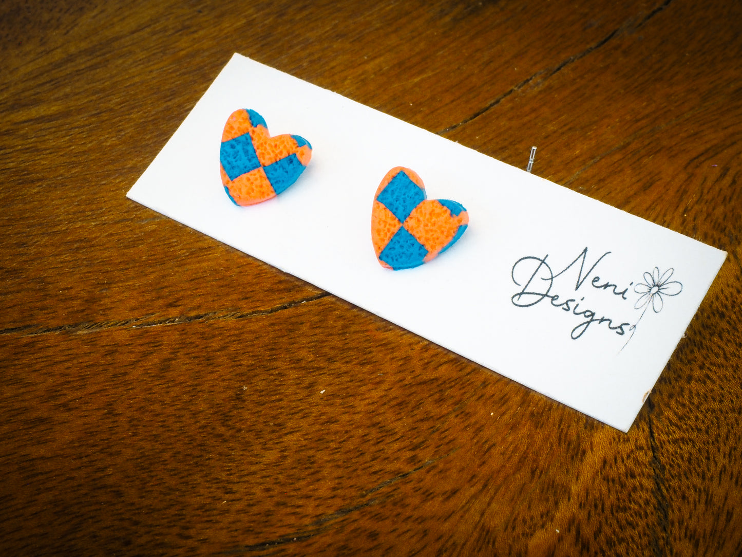 blue and orange checker heart small stud