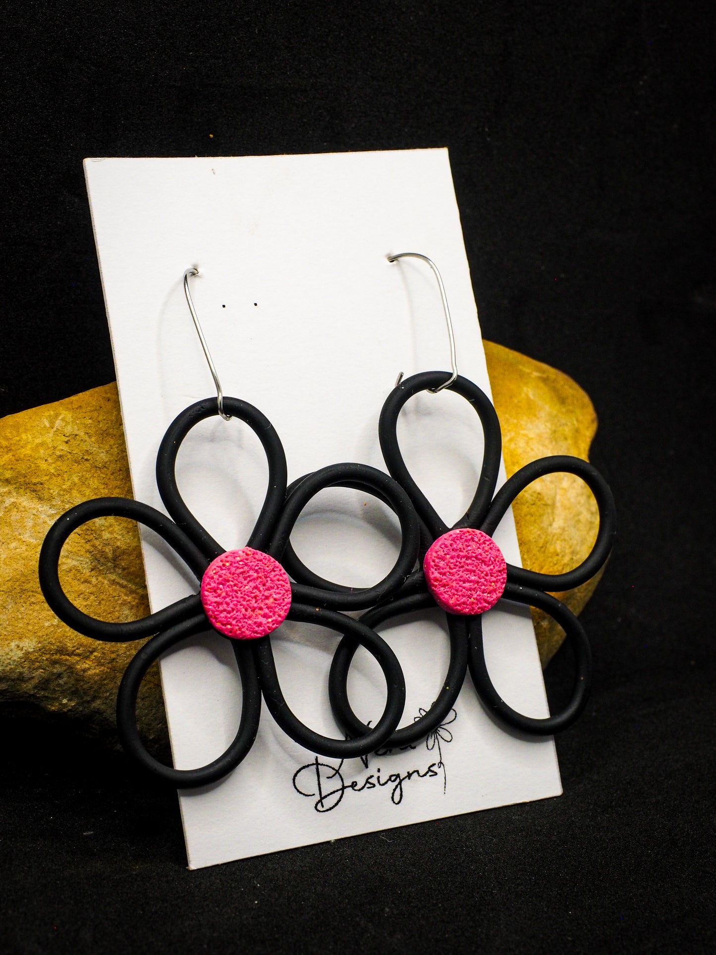 boho bloom 'black and pink'