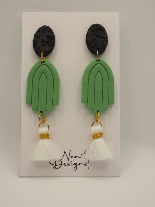 'evelyn' with tassels (green, black and white)