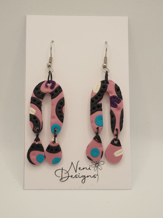 'essie' hooks (pink textured)