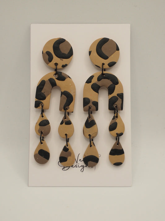 'joan' with double tear drop (leopard print)