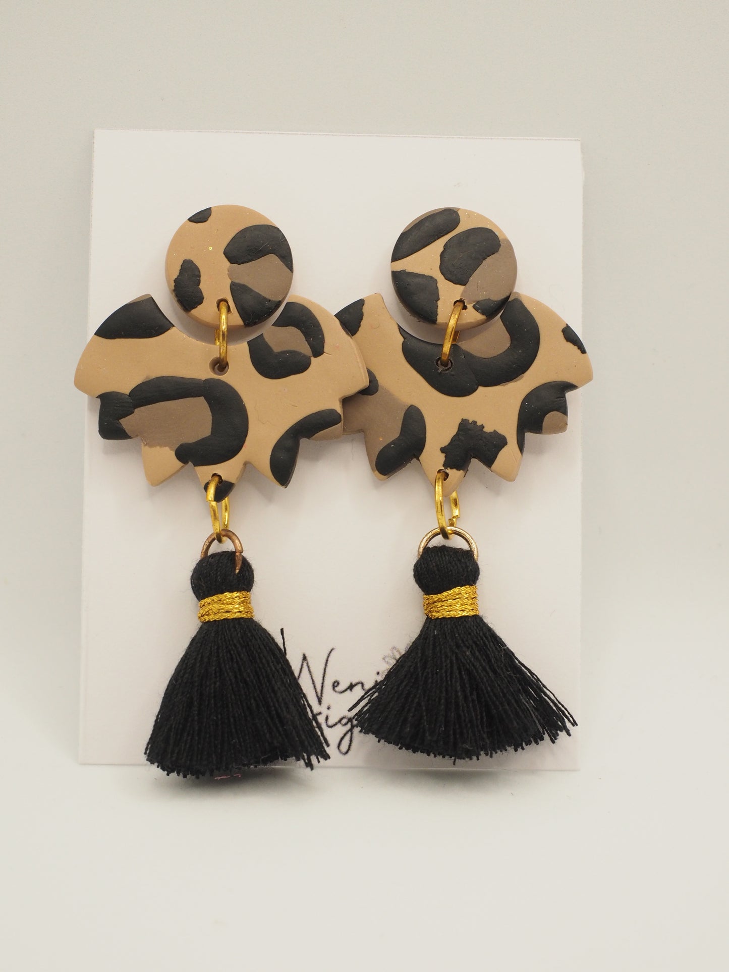 'turia' with tassels (leopard print and black)