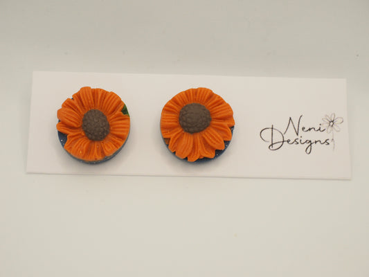 textured studs (orange flower)