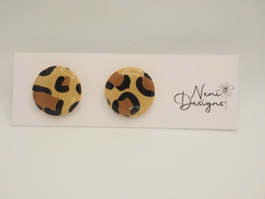 studs (leopard print)