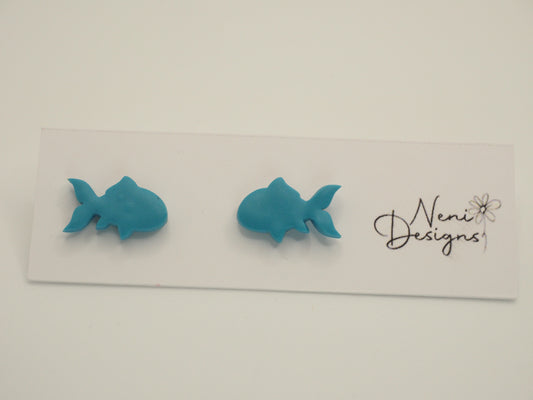 fish studs (blue)
