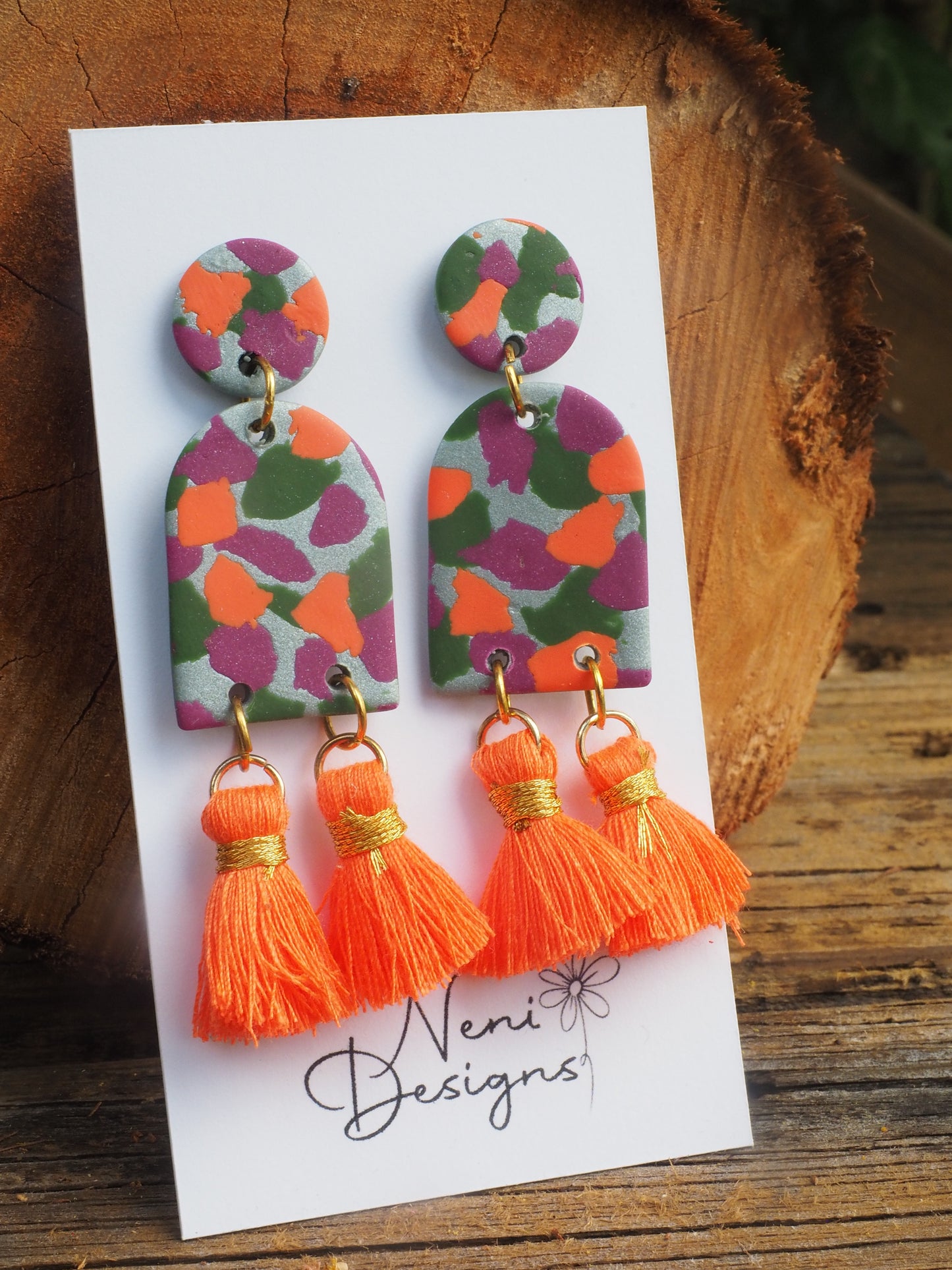 'maya' with tassels (orange, green and purple)
