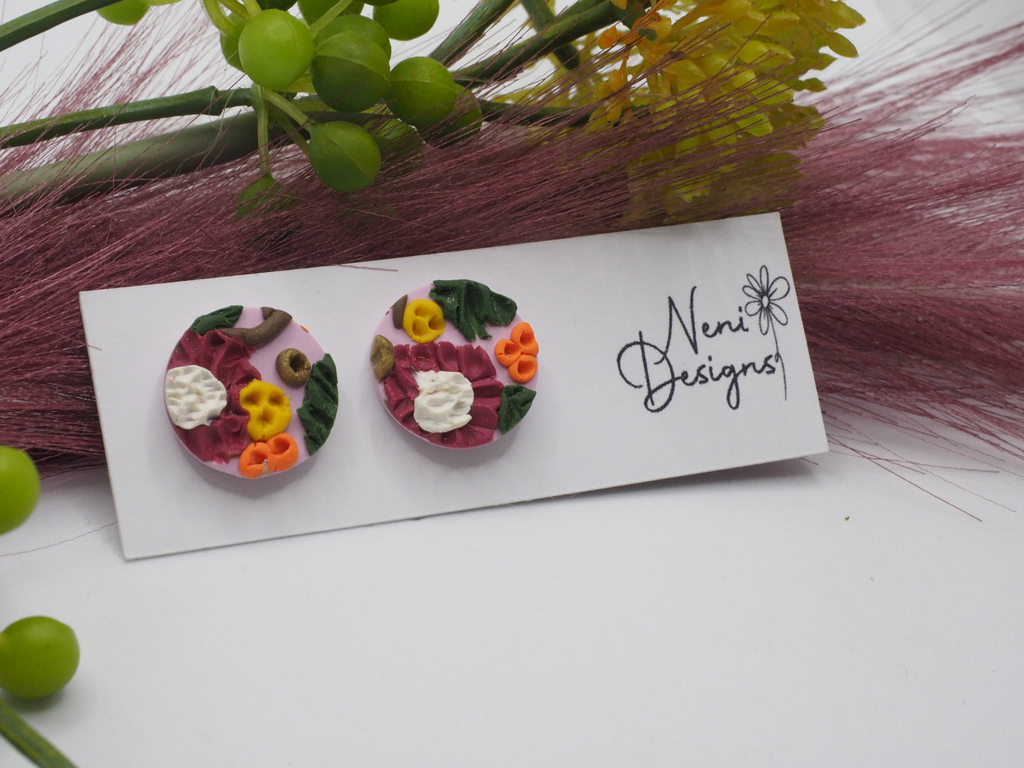 studs (pink flowers)